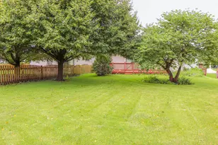 904 Harvest Trail, Yorkville, IL 60560 - Photo 27