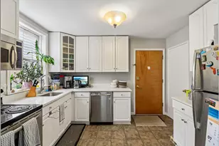 2408 W Farragut Ave, Chicago, IL 60625 - Photo 11
