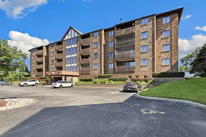 10420 Circle Drive #24B, Oak Lawn, IL 60453 - Photo 1