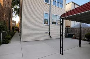 1747 N Luna Ave, Chicago, IL 60639 - Photo 33