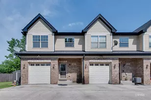 463 E Potter St, Wood Dale, IL 60191 - Photo 1