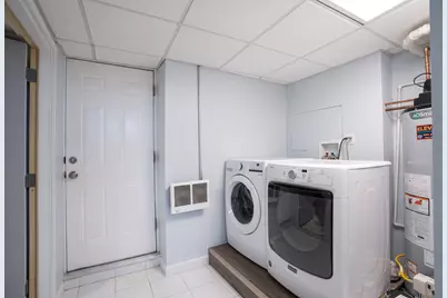2448 W Taylor Street, Chicago, IL 60612 - Photo 13