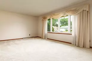 6225 Brown's Pkwy, Loves Park, IL 61111 - Photo 31