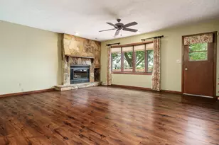 6225 Brown's Pkwy, Loves Park, IL 61111 - Photo 25