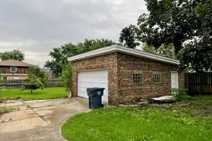 4521 Center Ave, Lyons, IL 60534 - Photo 13