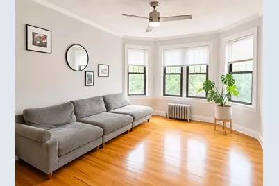 2332 W Addison Street #B1, Chicago, IL 60618 - Photo 3