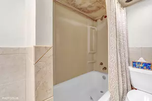 5040 N Monitor Ave, Chicago, IL 60630 - Photo 25