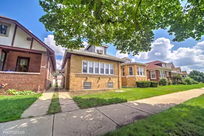 5040 N Monitor Avenue, Chicago, IL 60630 - Photo 1