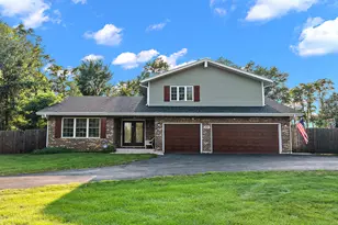 530 1st St, Lemont, IL 60439 - Photo 1