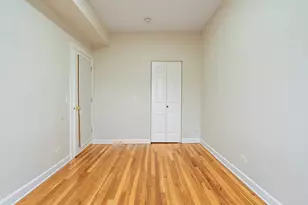 869 W Cornelia Ave, Chicago, IL 60657 - Photo 11