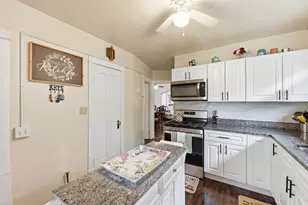 1931 Cuyler Ave, Berwyn, IL 60402 - Photo 15