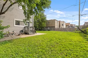 2753 W 38th St, Chicago, IL 60632 - Photo 23