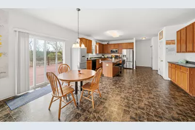 2529 W Autumn Drive, Round Lake, IL 60073 - Photo 9