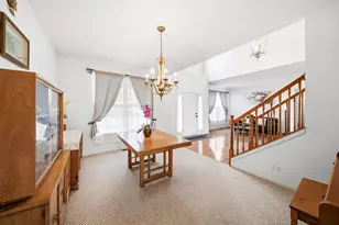 2529 W Autumn Dr, Round Lake, IL 60073 - Photo 5