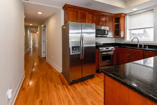 2942 N Lincoln Ave, Chicago, IL 60657 - Photo 9