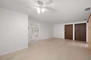 4204 N Keystone Ave, Chicago, IL 60641 - Photo 7