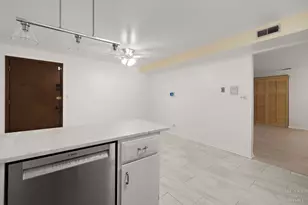 4204 N Keystone Ave, Chicago, IL 60641 - Photo 11