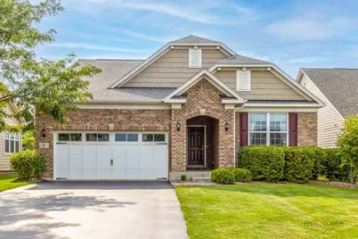 7 Melrose Place, Hawthorn Woods, IL 60047 - Photo 1