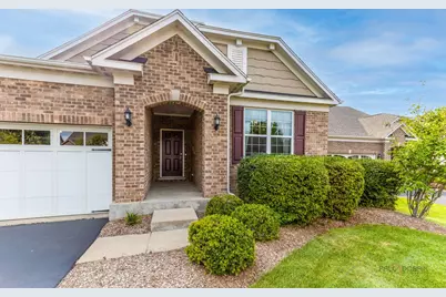 7 Melrose Place, Hawthorn Woods, IL 60047 - Photo 3