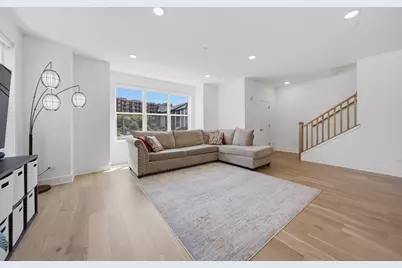 8367 Mulberry Avenue, Morton Grove, IL 60053 - Photo 19