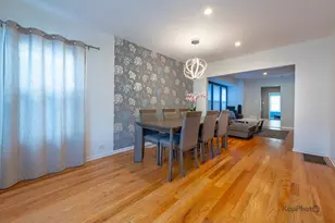 3743 N Kimball St, Chicago, IL 60618 - Photo 7