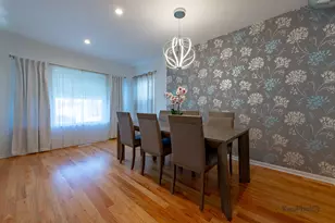 3743 N Kimball St, Chicago, IL 60618 - Photo 9