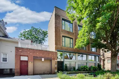 1757 W Sunnyside Avenue #A, Chicago, IL 60640 - Photo 1