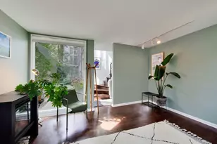 1757 W Sunnyside Ave, Chicago, IL 60640 - Photo 31