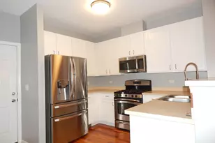 5612 Wildspring Dr, Lake in the Hills, IL 60156 - Photo 7