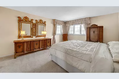 495 E Park Manor Court, Elmhurst, IL 60126 - Photo 19