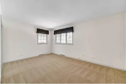 495 E Park Manor Court, Elmhurst, IL 60126 - Photo 17