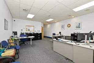 5003 W 95th St, Oak Lawn, IL 60453 - Photo 7