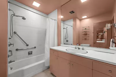[Address not provided], Lake Forest, IL 60045 - Photo 37