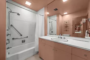 [Address not provided], Lake Forest, IL 60045 - Photo 37