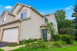 1061 Woodview Ct, Aurora, IL 60502 - Photo 1