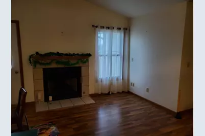 709B Burgess Drive #B, Utica, IL 61373 - Photo 5
