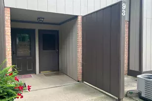 93 Mineola Rd, Fox Lake, IL 60020 - Photo 1