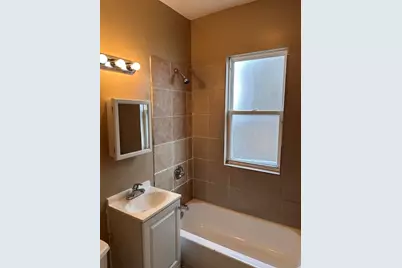 5658 S Honore Street, Chicago, IL 60636 - Photo 11