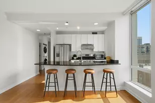1250 S Michigan Ave, Chicago, IL 60605 - Photo 3