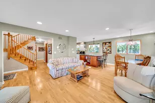 728 Price Ln, Deerfield, IL 60015 - Photo 5