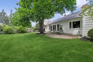 904 S 2nd Ave, Des Plaines, IL 60016 - Photo 21
