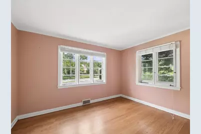 904 S 2nd Avenue, Des Plaines, IL 60016 - Photo 15