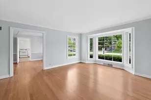 904 S 2nd Ave, Des Plaines, IL 60016 - Photo 3