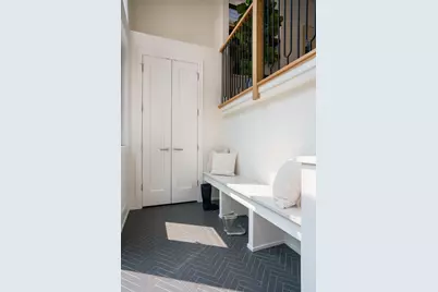 3041 N Leavitt Street, Chicago, IL 60618 - Photo 43