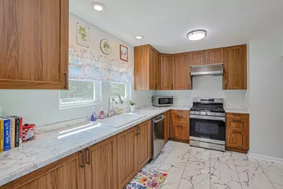 1429 Ridgeway Avenue, Round Lake Beach, IL 60073 - Photo 11