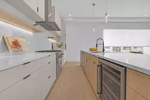 505 W Elm St, Chicago, IL 60610 - Photo 11