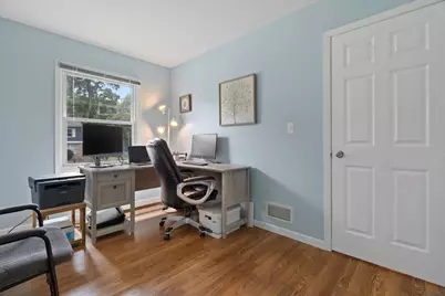 424 E Shorewood Road, Round Lake Beach, IL 60073 - Photo 15