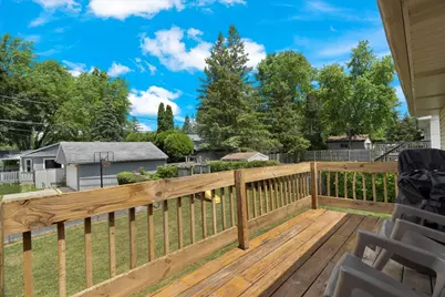 424 E Shorewood Road, Round Lake Beach, IL 60073 - Photo 21