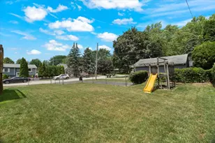 424 E Shorewood Rd, Round Lake Beach, IL 60073 - Photo 25