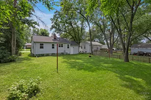3906 Grove Ave, McHenry, IL 60050 - Photo 13